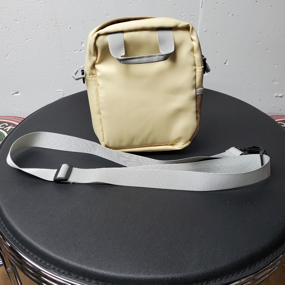 Tablet Sleeve Bag with Shoulder Strap Carrying Case, Shoulder Bag, or Pouch - Picture 9 of 9